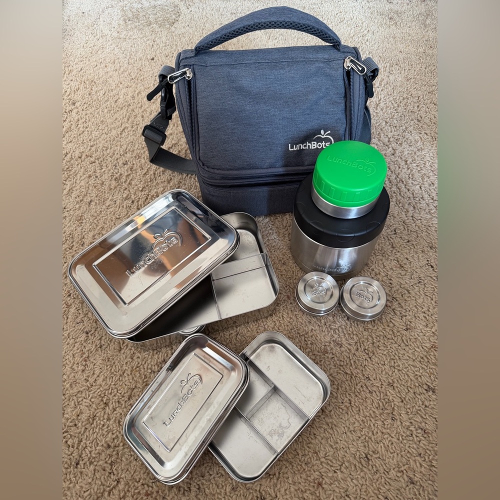 Stainless Steel Food Storage Set with Navy Insulated Lunch Bag